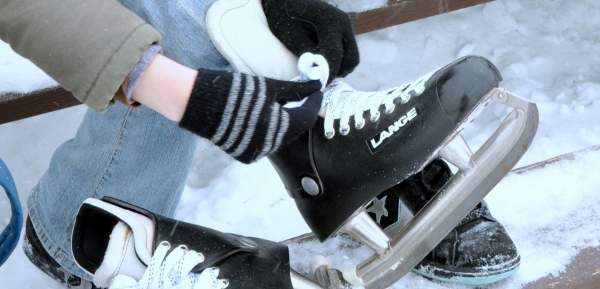 How to lace up hockey skates